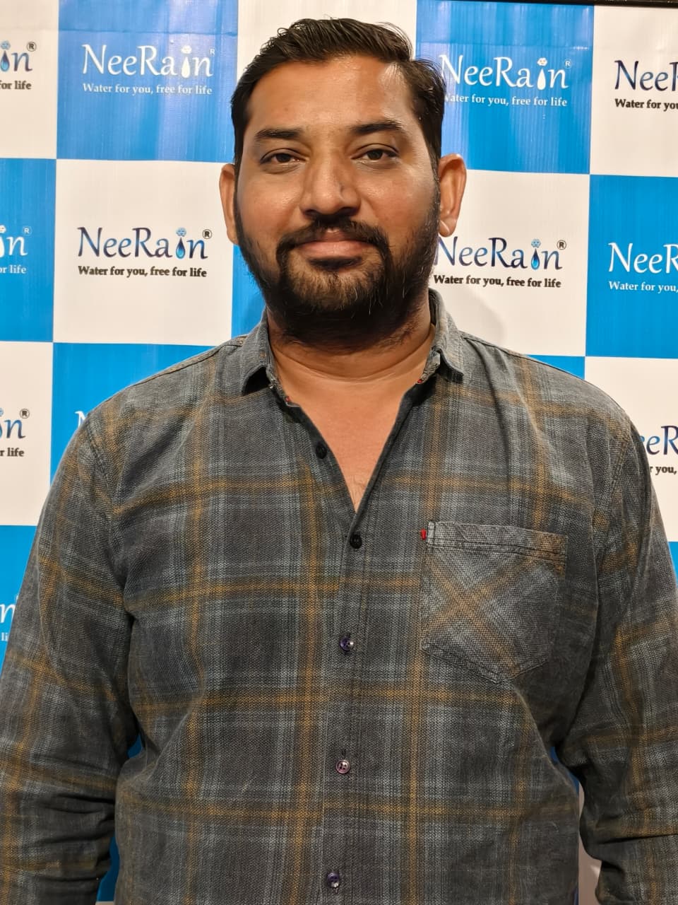 Dipak Punghera